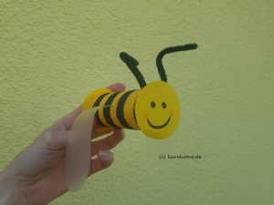 Biene aus Klorolle