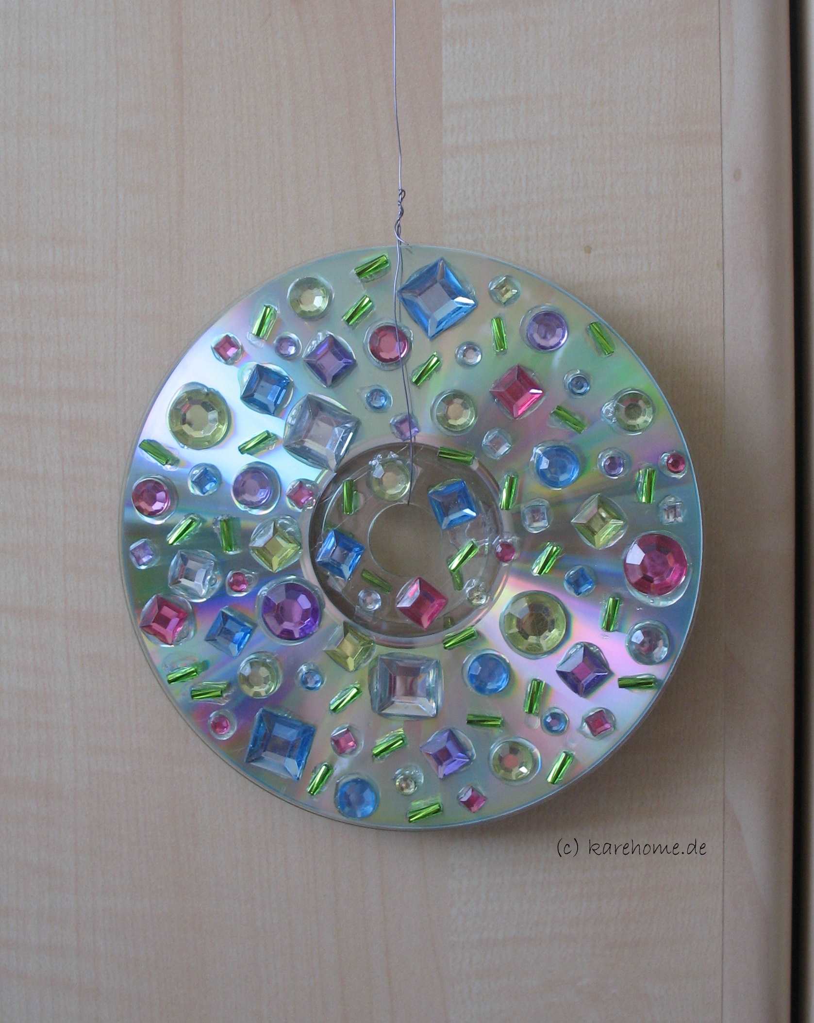 Lichterspiel aus CDs – karehome